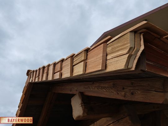 Schindeldach, Hollywoodschaukel